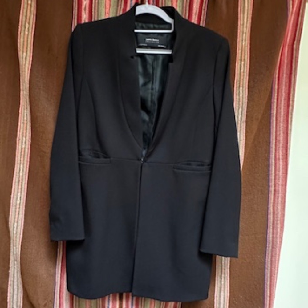 ZARA BLACK ELEGANT DUSTER/BLAZER  -SIZE M